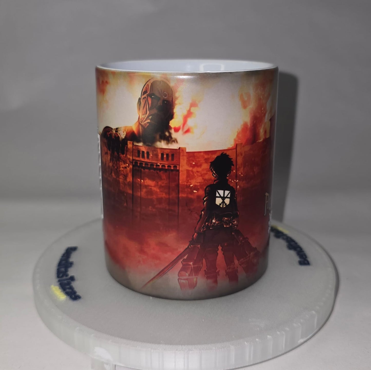 Taza Mágica Anime Attack on Titan | Shingeki no Kyojin | "3D"