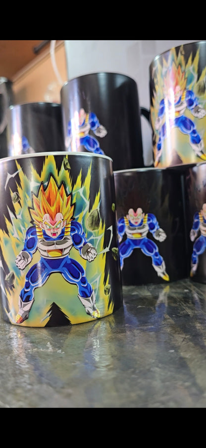 Taza Mágica que Cambia con el Calor – Diseño Guerrero transformación a súper Sayajin | Taza Térmica Anime 11oz